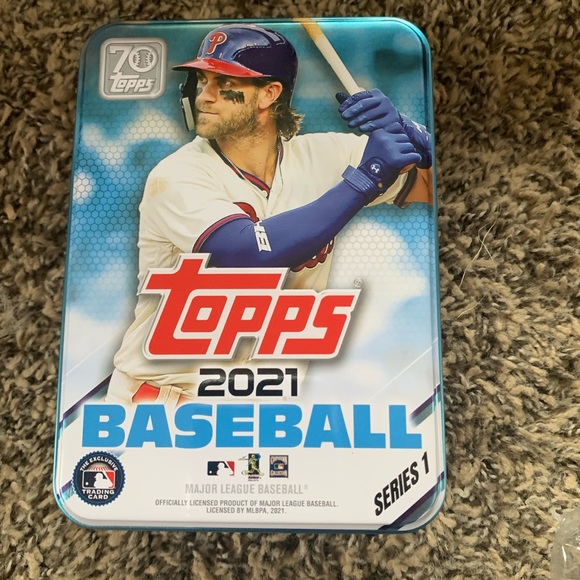 Unopened MLB TOPPS 2021 series one tin!! - Picture 4 of 8